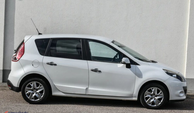 Renault Scenic | FWD (przód) | Automatyczna | 110 KM | Biały full
