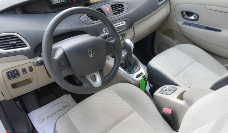 Renault Scenic | FWD (przód) | Automatyczna | 110 KM | Biały full