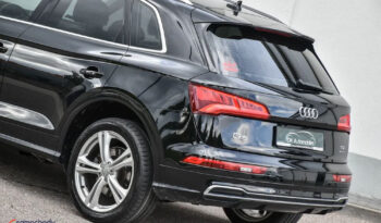 Audi Q5 | 4×4 (stały) | Automatyczna | 190 KM | Czarny full