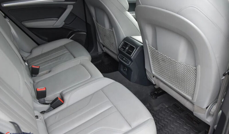 Audi Q5 | 4×4 (stały) | Automatyczna | 190 KM | Czarny full