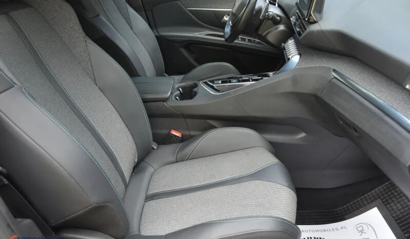 Peugeot 3008 | 4×4 (doł. automatycznie) | Automatyczna | 300 KM | Niebieski full
