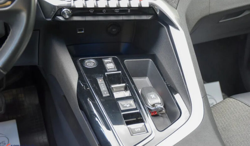 Peugeot 3008 | 4×4 (doł. automatycznie) | Automatyczna | 300 KM | Niebieski full
