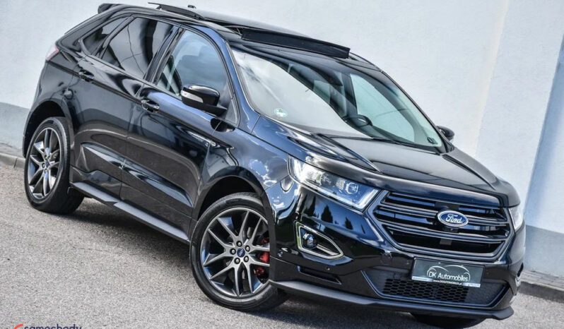 Ford Edge | 4X4 (Stały) | Automatyczna | 210 Km | Czarny