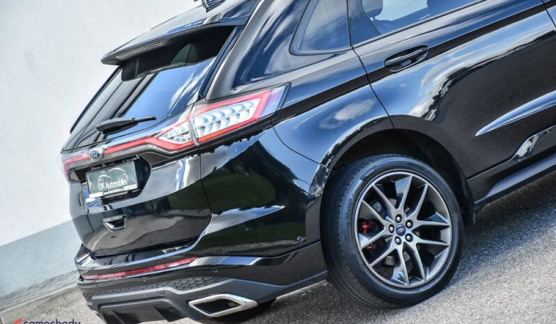 Ford Edge | 4×4 (stały) | Automatyczna | 210 KM | Czarny full