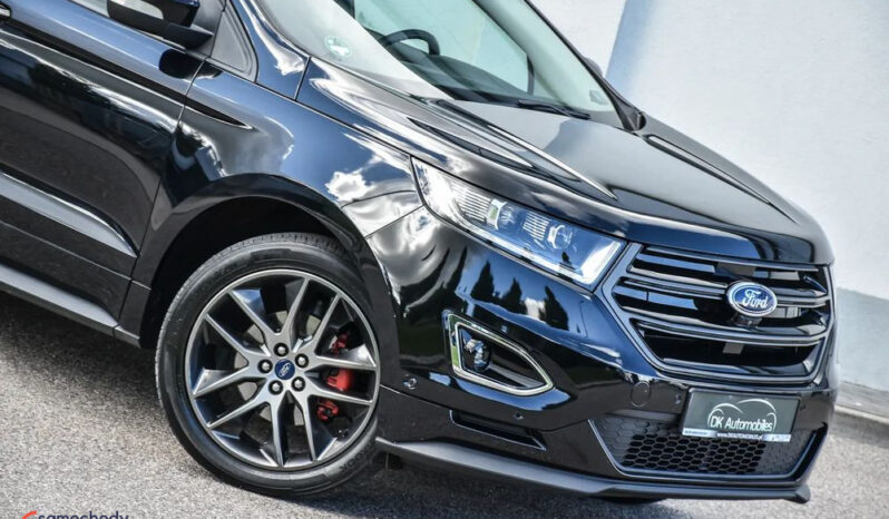 Ford Edge | 4×4 (stały) | Automatyczna | 210 KM | Czarny full