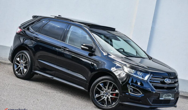 Ford Edge | 4×4 (stały) | Automatyczna | 210 KM | Czarny full
