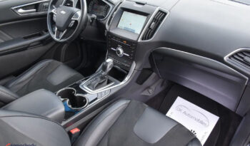Ford Edge | 4×4 (stały) | Automatyczna | 210 KM | Czarny full