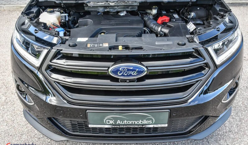 Ford Edge | 4×4 (stały) | Automatyczna | 210 KM | Czarny full