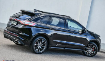 Ford Edge | 4×4 (stały) | Automatyczna | 210 KM | Czarny full