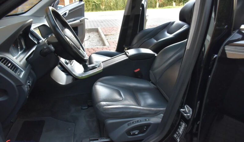 Volvo XC 60 | FWD (przód) | Automatyczna | 150 KM | Czarny full