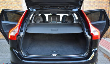 Volvo XC 60 | FWD (przód) | Automatyczna | 150 KM | Czarny full