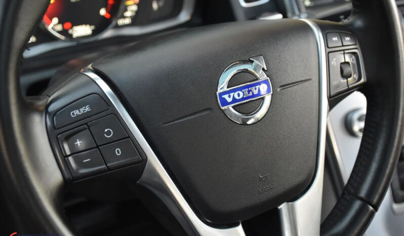 Volvo XC 60 | FWD (przód) | Automatyczna | 150 KM | Czarny full