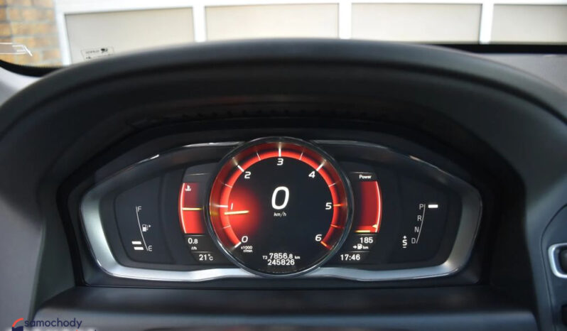 Volvo XC 60 | FWD (przód) | Automatyczna | 150 KM | Czarny full
