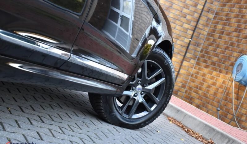 Volvo XC 60 | FWD (przód) | Automatyczna | 150 KM | Czarny full