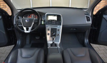 Volvo XC 60 | FWD (przód) | Automatyczna | 150 KM | Czarny full