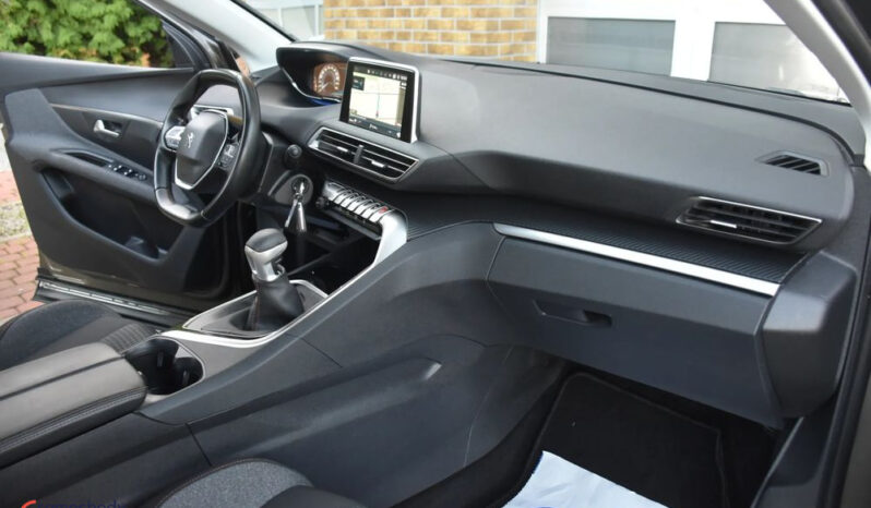 Peugeot 3008 | FWD (przód) | Manualna | 130 KM | Zielony full