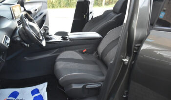 Peugeot 3008 | FWD (przód) | Manualna | 130 KM | Zielony full