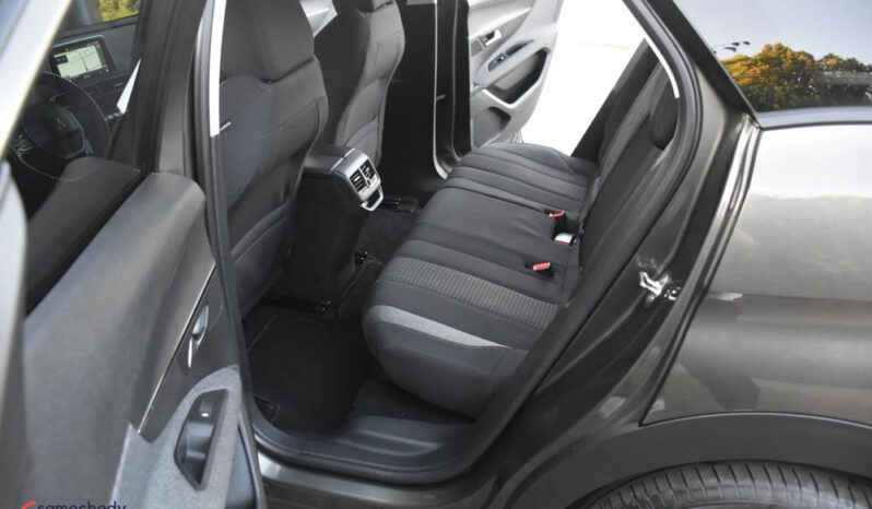 Peugeot 3008 | FWD (przód) | Manualna | 130 KM | Zielony full