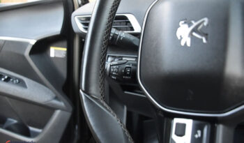 Peugeot 3008 | FWD (przód) | Manualna | 130 KM | Zielony full