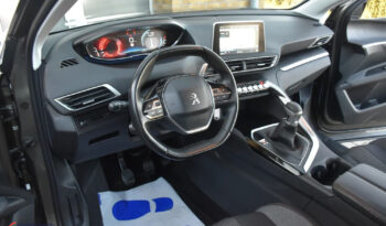 Peugeot 3008 | FWD (przód) | Manualna | 130 KM | Zielony full