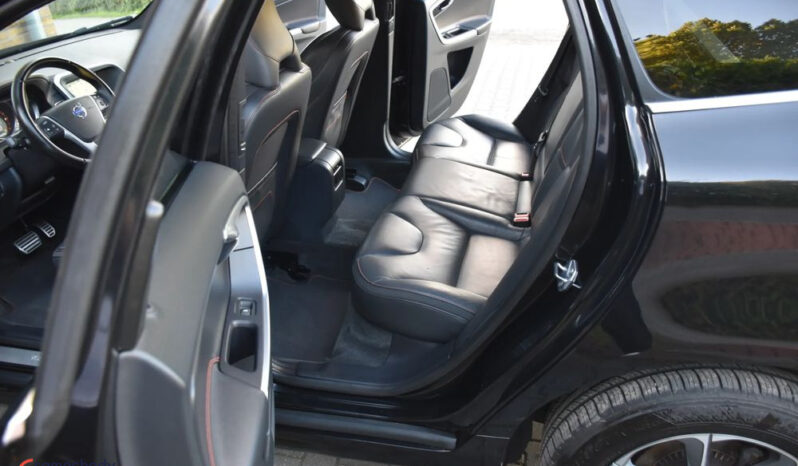 Volvo XC 60 | FWD (przód) | Automatyczna | 181 KM | Czarny full