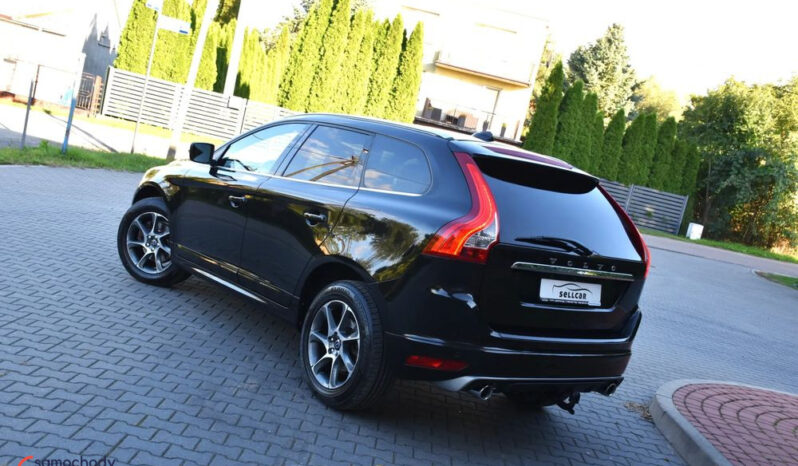 Volvo XC 60 | FWD (przód) | Automatyczna | 181 KM | Czarny full