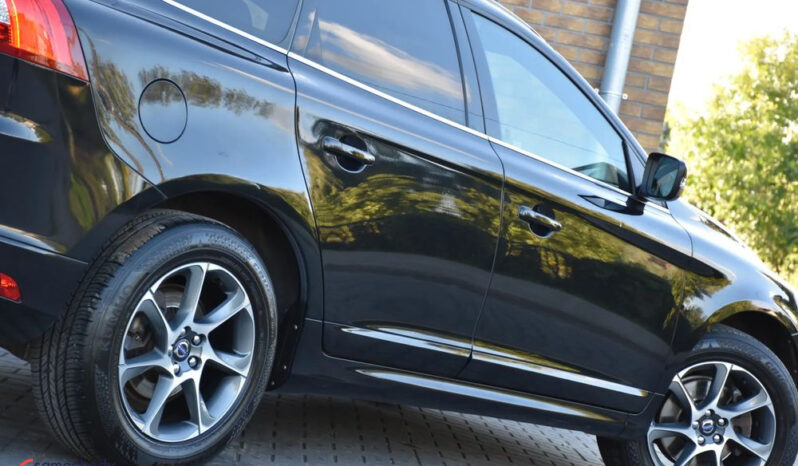 Volvo XC 60 | FWD (przód) | Automatyczna | 181 KM | Czarny full