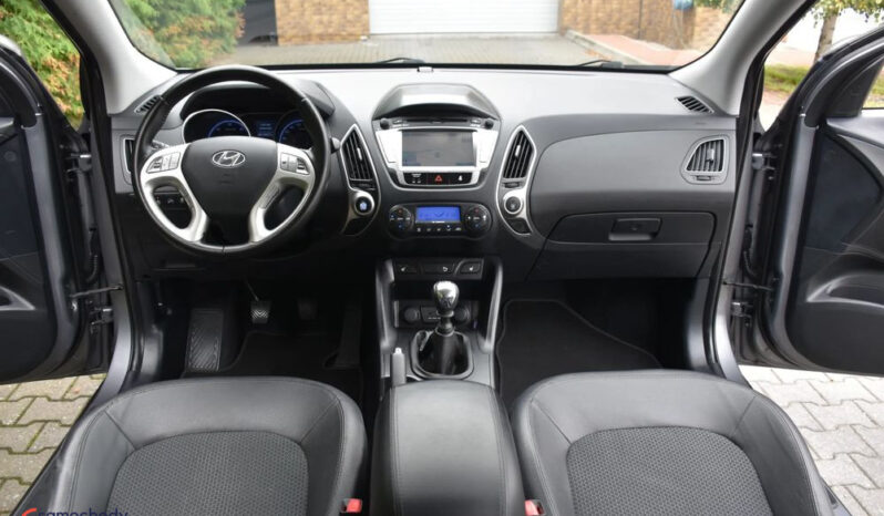 Hyundai ix35 | FWD (przód) | Manualna | 115 KM | Szary full