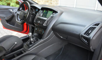 Ford Focus | FWD (przód) | Manualna | 150 KM | Czerwony full