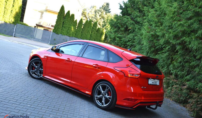 Ford Focus | FWD (przód) | Manualna | 150 KM | Czerwony full
