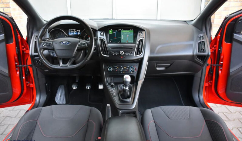 Ford Focus | FWD (przód) | Manualna | 150 KM | Czerwony full