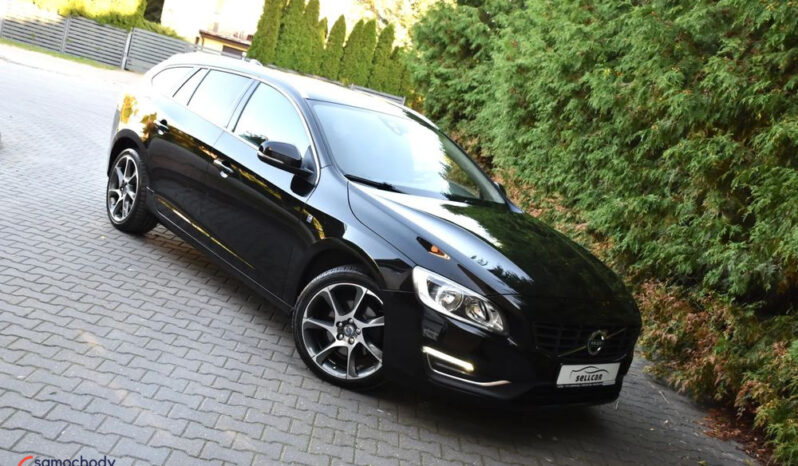 Volvo V60 | FWD (przód) | Manualna | 150 KM | Czarny full