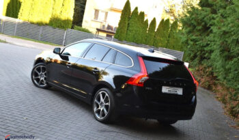 Volvo V60 | FWD (przód) | Manualna | 150 KM | Czarny full