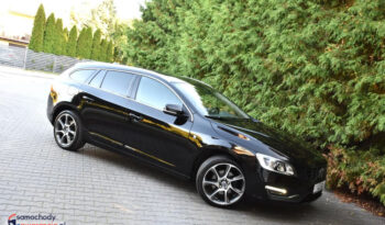 Volvo V60 | FWD (przód) | Manualna | 150 KM | Czarny full