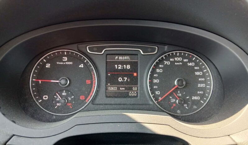 Audi Q3 | 2013 | 140 KM | 1968cm3 | Czarny full