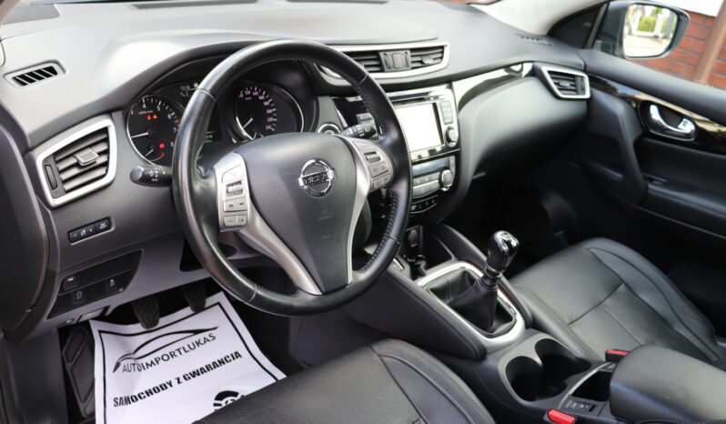 Nissan Qashqai | 2017 | 163 KM | 1618cm3 | Szary full