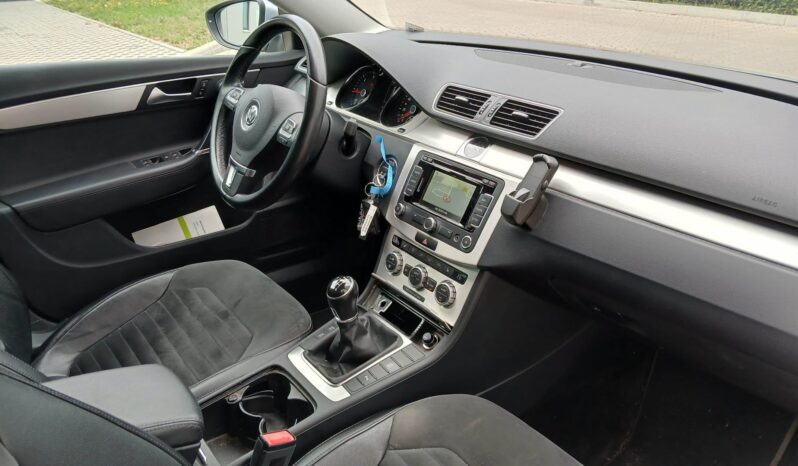 Volkswagen Passat | 2014 | 140 KM | 1968cm3 | Srebrny full