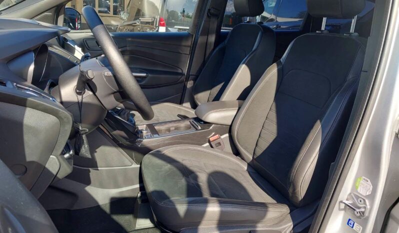 Ford Kuga | 2017 | 150 KM | 1997cm3 | Srebrny full