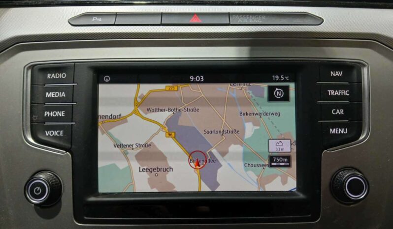 Volkswagen Passat Variant | 2016 | 150 KM | 1395cm3 | Granatowy full