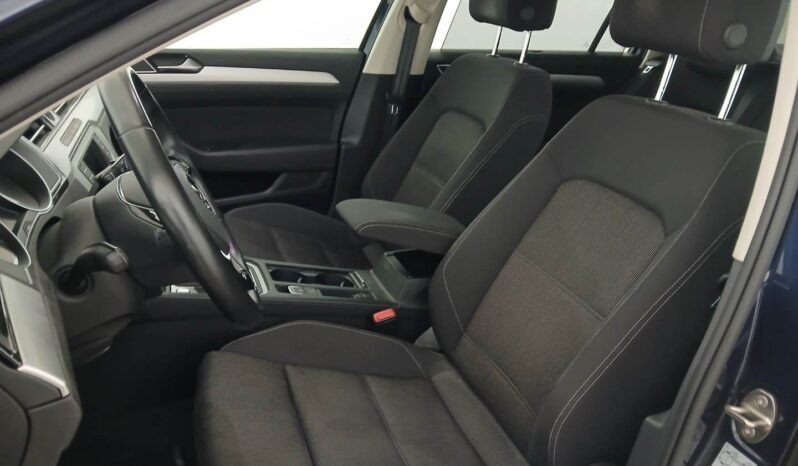 Volkswagen Passat Variant | 2016 | 150 KM | 1395cm3 | Granatowy full