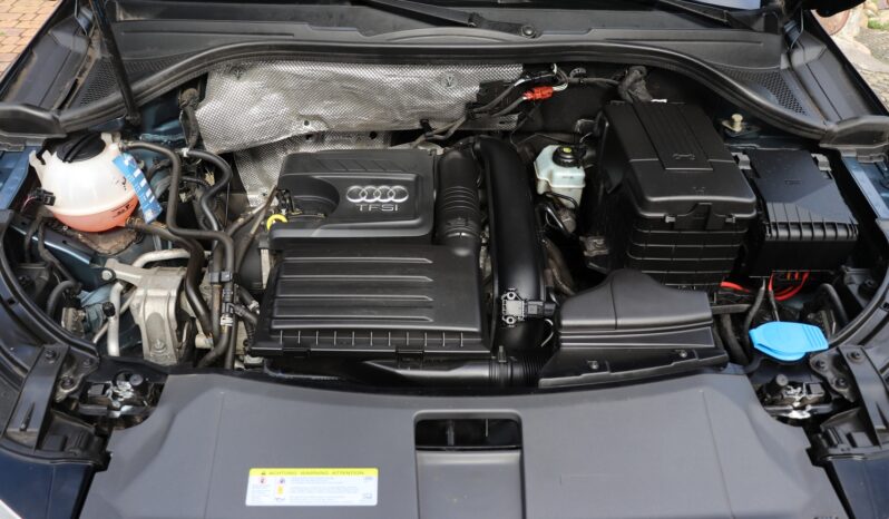 Audi Q3 | 2015 | 150 KM | 1395cm3 | Niebieski full