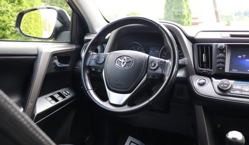 Toyota RAV4 | 2016 | 143 KM | 1995cm3 | Czarny full