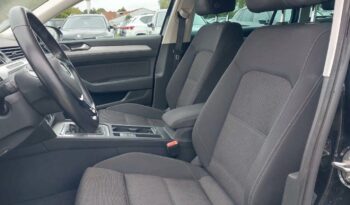 Volkswagen Passat Variant | 2019 | 150 KM | 1968cm3 | Czarny full