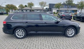 Volkswagen Passat Variant | 2019 | 150 KM | 1968cm3 | Czarny full