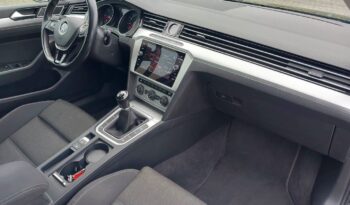 Volkswagen Passat Variant | 2019 | 150 KM | 1968cm3 | Czarny full