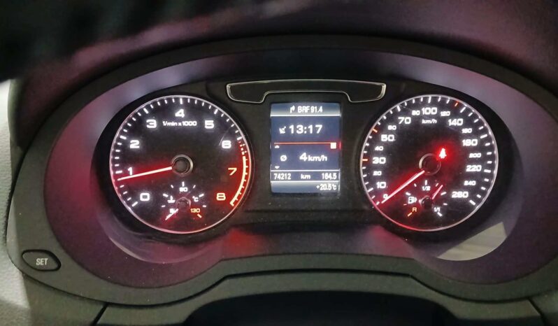 Audi Q3 | 2017 | 125 KM | 1395cm3 | Srebrny full