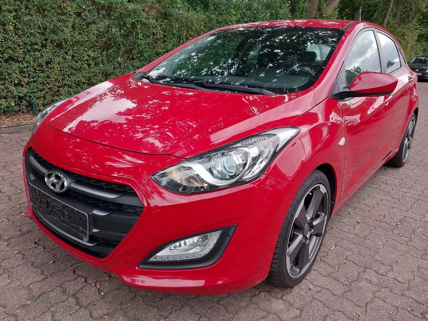 Hyundai I30 | 2015 | 101 Km | 1400Cm3 | Czerwony