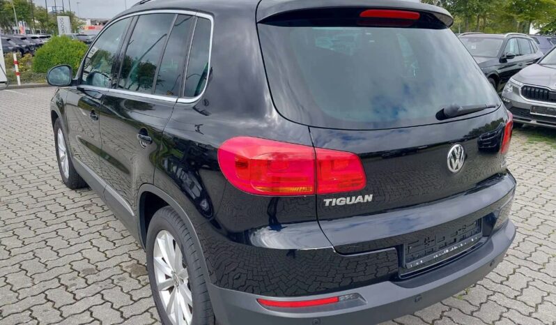 Volkswagen Tiguan | 2015 | 125 KM | 1395cm3 | Czarny full