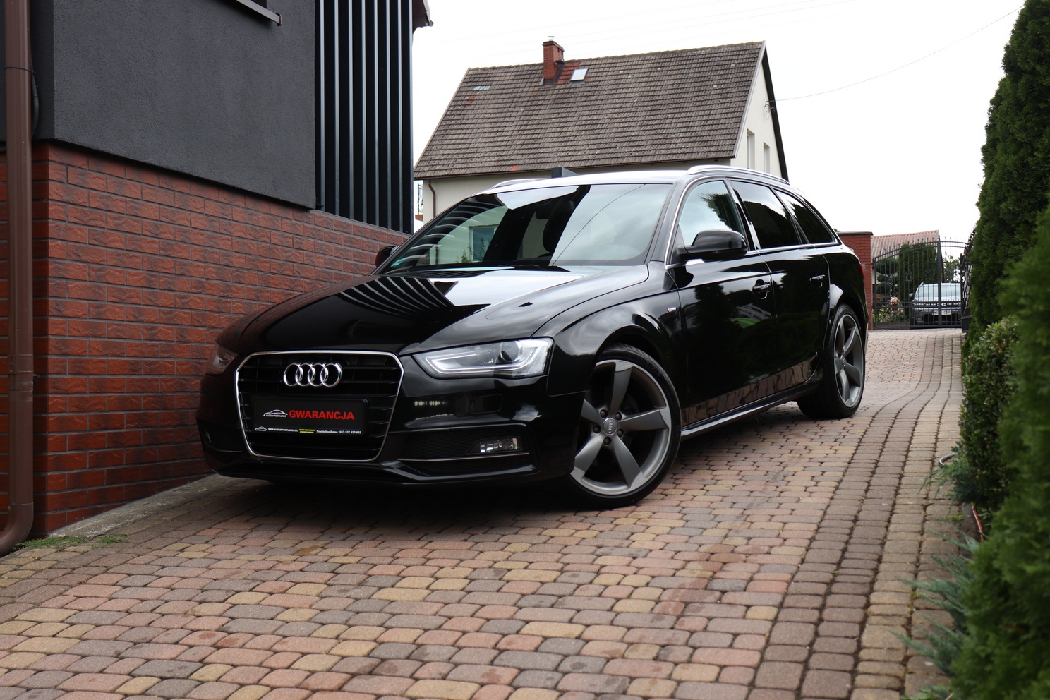 Audi A4 Avant | 2014 | 190 Km | 1968Cm3 | Czarny