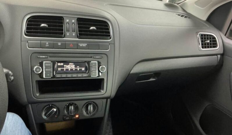 Volkswagen Polo | 2012 | 86 KM | 1400cm3 | Srebrny full